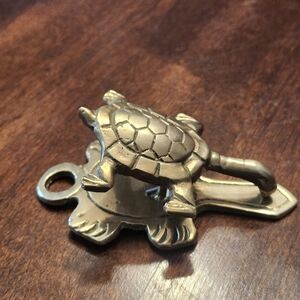 vintage solid brass turtle paper clip or paperweight 4"